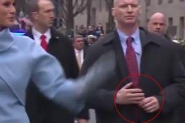 Bodyguardul familiei TRUMP, subiect intens de discuţie pe internet! Detaliul EXTREM DE CIUDAT care a atras atenţia tuturor