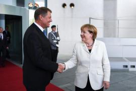 Președintele Klaus Iohannis a stat de vorba cu Angela Merkel! Care au fost temele de discuție și ce au convenit cei doi lideri