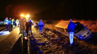 ACCIDENT cu un MICROBUZ ROMÂNESC, pe o autostradă din Franța (FOTO)