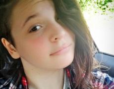 A scris un MESAJ DE ADIO pe Facebook, apoi s-a SINUCIS! Adolescenta de 13 ani era convinsă că toată lumea o urăște