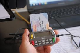 A picat din nou sistemul de citire a cardurilor de sănătate. Reacţia Casei Naţionale a Asigurărilor