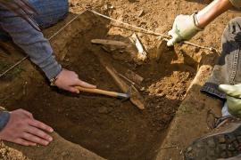 PREMIERĂ arheologică: Descoperire incredibilă făcută în incinta Cetății Alba