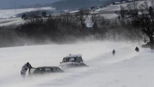 Furtunile de zăpadă fac ravagii în Europa! Creşteri record ale nivelului mării, în nord (VIDEO)