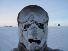 Minus 59 de grade Celsius în România! Turiştii, sfătuiţi să evite ascensiunile pe munte