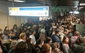 Circulaţie întreruptă la metrou, pe Magistrala 2. Staţiile Piaţa Sudului şi Constantin Brâncoveanu, fără curent electric