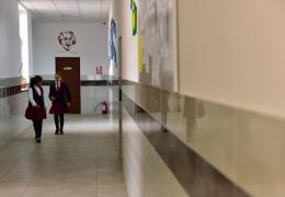 În Braşov, elevii merg de mâine la şcoală! Drumurile sunt funcţionale, iar şcolile vor fi încălzite