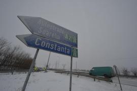 VIDEO cum se circulă pe A2, după ce traficul a fost reluat. Şi A4 Ovidiu-Agigea a fost deschisă