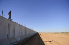 MARELE ZID al Turciei: Turcii construiesc un zid de 900 de kilometri pentru a opri exodul din Siria (GALERIE FOTO)