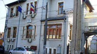 Inspector şcolar demis de ministrul Liviu Pop, repus în funcţie după ce a câştigat procesul cu Ministerul Educaţiei