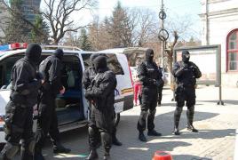 Percheziții în Prahova, la persoane bănuite de furturi din societăți comerciale