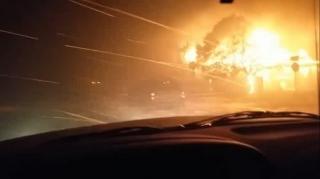 Video terifiant: un şofer fuge dintr-un oraş devastat de flăcări, în California