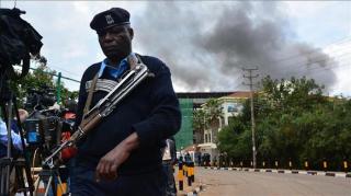 Act de RĂZBUNARE CUMPLIT al unui elev! După ce a fost suspendat şi-a ucis CINCI colegi şi un agent de pază al şcolii