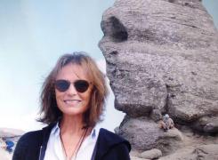 Reacţia unei actriţe de Oscar după ce a vizitat România: 'Am văzut multe camioane cu copaci defrişaţi ilegal'