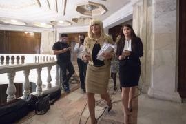 Elena Udrea susţine că "sistemul" a ameninţat-o că va fi arestată