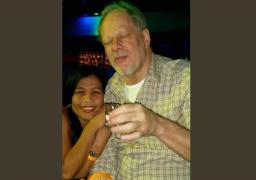 Cine este atacatorul din Las Vegas! Bărbatul care a mitraliat sute de oameni la festivalul de muzică era cunoscut de poliţie. Fusese arestat pentru pedofilie