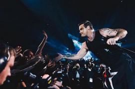 Robbie Williams, internat de urgenţă la TERAPIE INTENSIVĂ. Artistul britanic şi-a anulat concertele