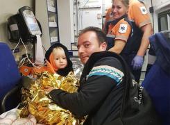 Ce se va întâmpla cu fetiţa salvată de un câine-poliţist după ce a fost lăsată de mama sa la marginea unei păduri - FOTO