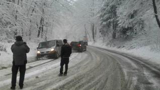 Vânt puternic, lapoviţă şi ninsoare, până luni noapte! Anunț IMPORTANT de la Ministerul de Interne
