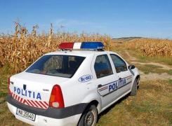 MONSTRUOS! Un tată şi-a dus băieţelul de 12 ani pe un câmp, unde l-a SCHINGIUT şi torturat cu sălbăticie! Apoi i-a trimis soţiei imaginile TERIBILE