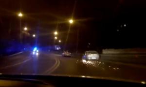 HALUCINANT! Cu poliţia după ea şi fără un cauciuc la maşină, o fată de 19 ani, DROGATĂ şi fără permis, face ravagii pe străzile din Cluj! (VIDEO ŞOCANT)