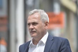 Liviu Dragnea, la instanţa supremă în procesul pentru instigare la abuz în serviciu. Liderul PSD a fost întâmpinat de protestatari