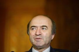 Tudorel Toader, avertisment pentru Kovesi: Raportul inspectorilor juridici va conta 'foarte mult' în revocarea şefei DNA