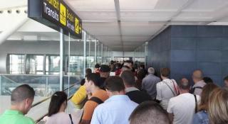 Numărul turiştilor străini care au vizitat România în primele opt luni ale anului e mai mare semnificativ faţă de aceeaşi perioadă din 2016