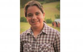 O adolescentă de 17 ani a lansat un APEL DISPERAT către oricine o poate ajuta să îşi găsească mama