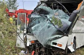 Grav accident, la graniţa cu România: sunt 30 de victime, după ce un autocar s-a răsturnat