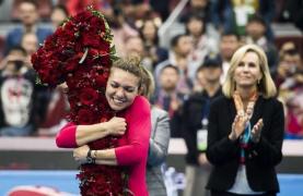 VICTORIE SUPERBĂ! Simona Halep a trecut şi de Ostapenko. Românca este numărul 1 mondial şi în finală la China Open: "Mulţumesc, China! E uimitor" (VIDEO)