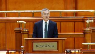 Secretarul General al NATO, mesaj important în cadrul Adunării Parlamentare, la Bucureşti. "Nu vrem să izolăm Rusia, NATO nu doreşte un nou Război Rece"