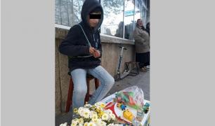 SECRETUL băiatului din Mioveni care își vindea jucăriile în stradă ca să îşi cumpere haine de iarnă. Incredibil ce au aflat autoritățile