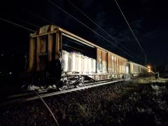 RĂSTURNARE de situație în cazul incendiului la vagonul încărcat cu AZOTAT. Un secretar de stat din Ministerul Transporturilor a fost REȚINUT de DNA