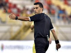 ATAC rasist fără precedent la adresa arbitrului Ovidiu Hațegan. Soția unui fotbalist nord-irlandez a răbufnit pe Twitter: "C... de țigan român! I-am găzduit rudele urât mirositoare"