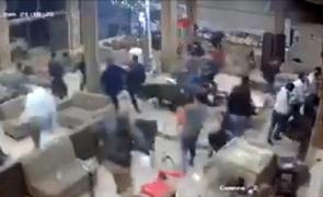 335 de morți și 2500 de răniți în cutremurul de 7,3 pe scara Richter de la granița dintre Iran și Irak