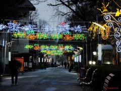 Primăria Sectorului 4 a anunţat când se aprind pe străzi luminile de Crăciun. Surpriză pentru bucureşteni