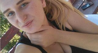 O elevă din Hunedoara a dispărut fără urmă, toată lumea o caută cu disperare. Andreea, îngrozită că părinții vor afla ce se întâmpla la școală