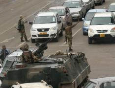 LOVITURĂ de stat militară în această noapte! Armata a pus capăt unui regim de TEROARE care dura de 37 de ani (VIDEO)