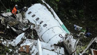 "La dracu! Suntem morţi". Care au fost ULTIMELE CUVINTE ale piloţilor, înaintea celor mai mari catastrofe aviatice din istorie!