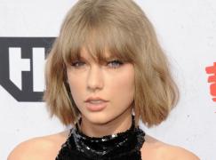 Taylor Swift sparge topurile! Diva pop are cel mai vândut album al anului în SUA