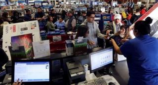 BLACK FRIDAY 2017: Telefoane mobile la preţuri de 1 leu şi oferte speciale la maşini! Reducerile ajung şi la 90%