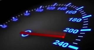 Ce amendă uriaşă primeşti dacă circuli cu peste 200 de km/h pe şoselele din România