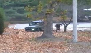 Dezertarea dramatică a soldatului nord-coreean, sub gloanţele tovarăşilor săi de arme, a fost filmată. Vezi imaginile spectaculoase (VIDEO)