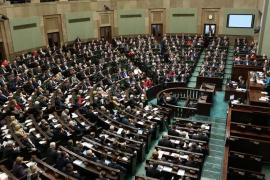 Opoziția din Polonia acuză partidul de la putere că pune în pericol corectitudinea alegerilor