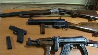 Bărbat prins la Brăila cu arme aduse ilegal din Italia!