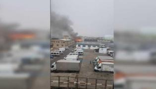 Incendiu puternic la un centru comercial din Craiova