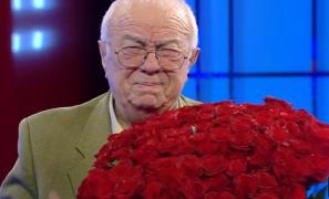 Alexandru Arşinel, din nou cu ochii în lacrimi. Actorul a vorbit despre marele său regret în relația cu Stela Popescu: "Îmi pare rău că nu i-am spus niciodată..." (VIDEO)