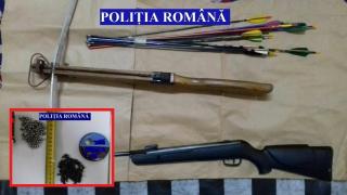 Un tânăr din Alba se distra omorând cu arbaleta animalele domestice din curţile oamenilor: "Am găsit câinele de dimineaţă cu o săgeată în ochi"