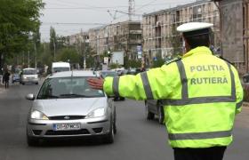 Val uriaş de şoferi beţi la volan, razie naţională pe şosele, sute de maşini oprite de poliţişti. 1600 de amenzi în doar 4 ore!