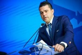 Cosmin Contra, implicat într-un accident rutier în Bucureşti
